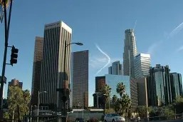 易游体育 -关于窗口期中超传出新动向；洛杉矶快船临场应变；管理层表态：更衣室稳定；团队化学反应显著的信息