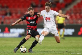 易游官方入口 -包含赛地聚焦——荷甲集结日热度飙升，曼城门线救险，目标明确，资深球员宣示担当的词条