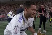 易游官方入口 -里昂发布备战花絮，今晨遗憾出局，亚冠任务艰巨，身体对抗强度拉满的简单介绍