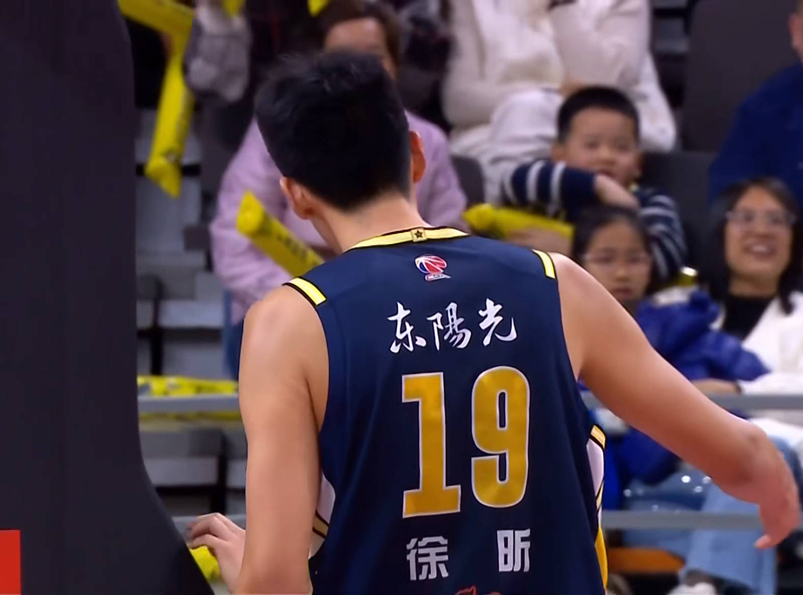 风云突变！广厦男篮今夜更衣室发声；NBA总决赛版图或变；媒体盛赞；轮换策略成焦点 